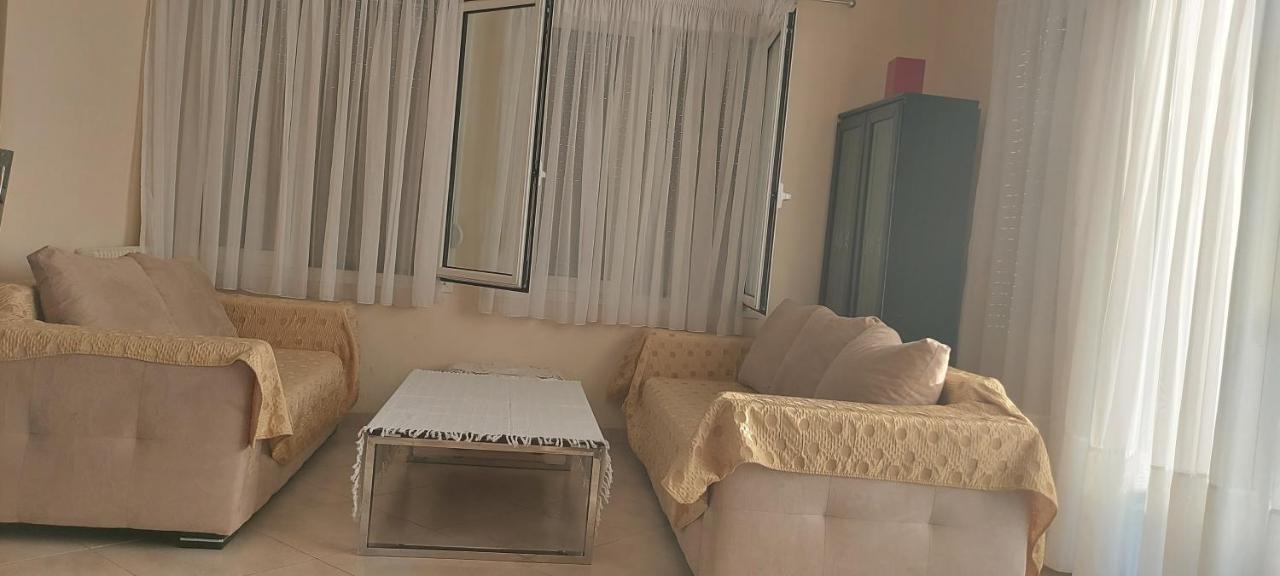Billy's Apartment